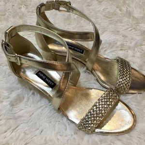 🆕 Nine West Metallic Lachlan sandal heels size 7